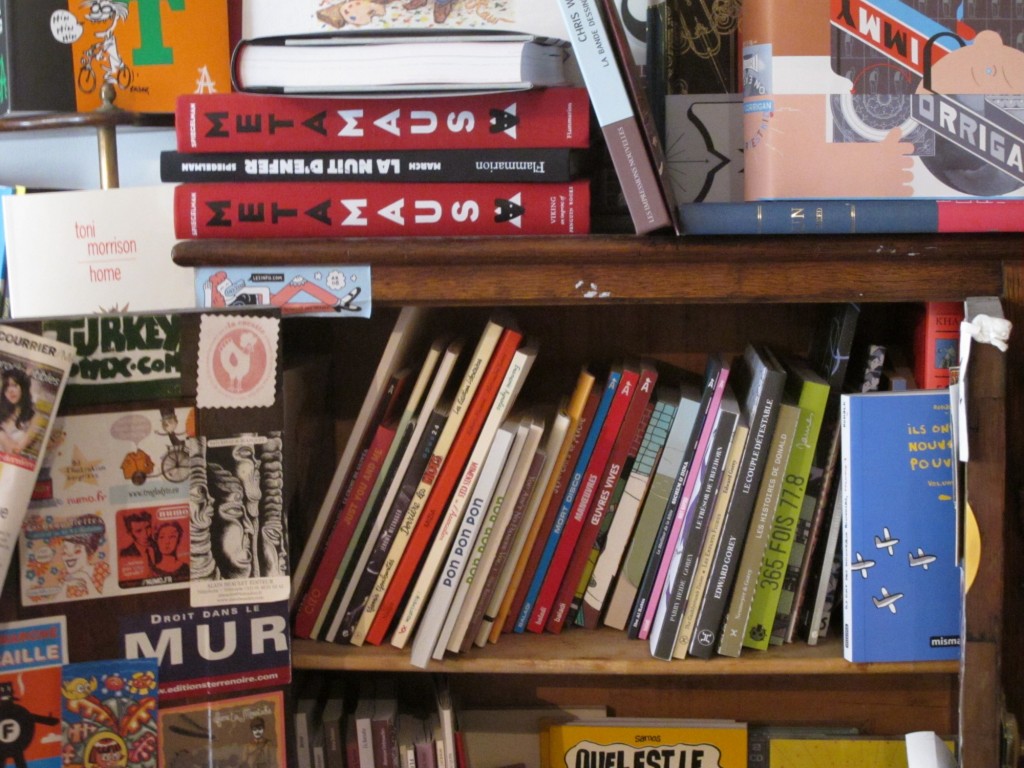 librairie bandes dessinées rue des Vinaigriers