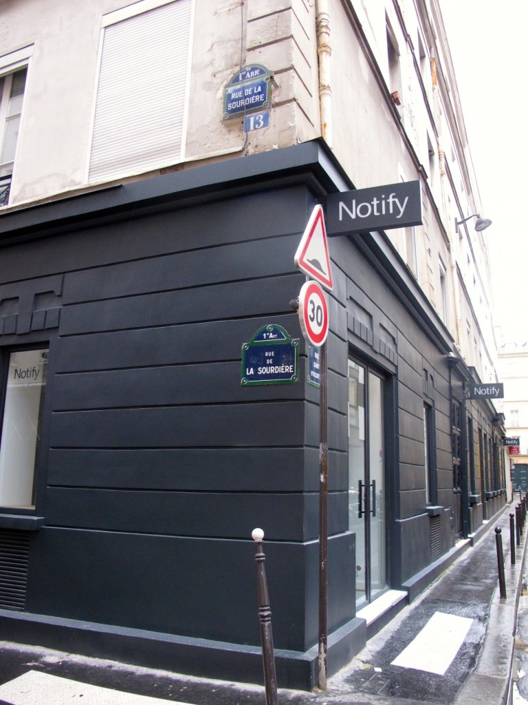 Notify rue de la Sourdière