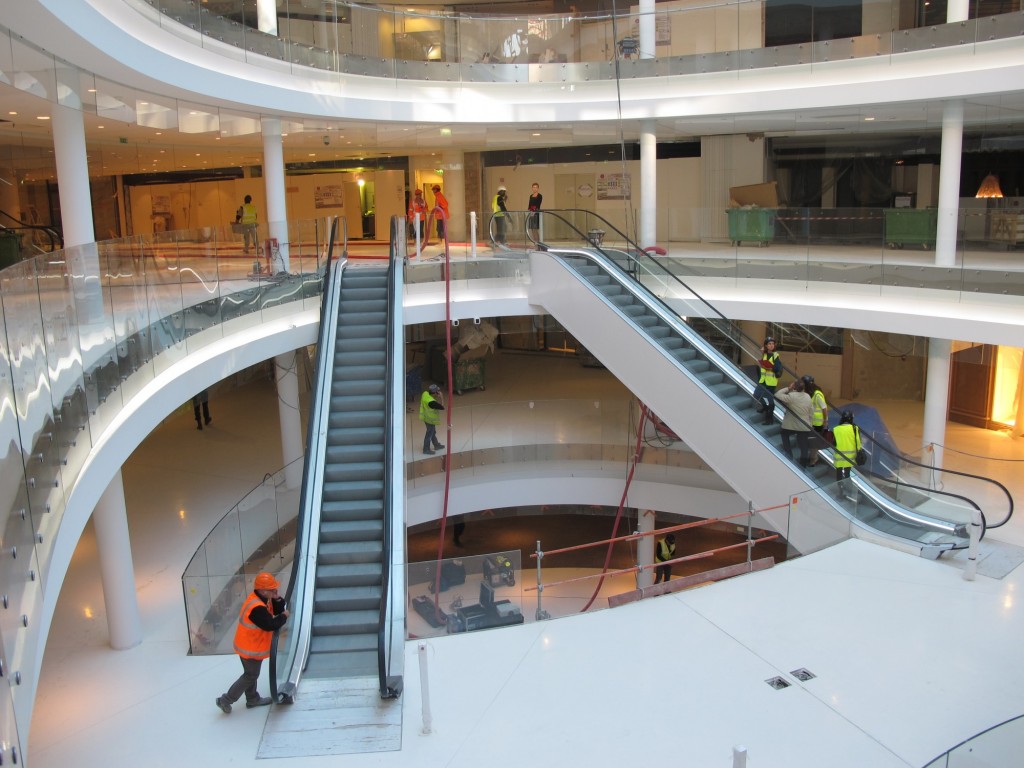 Atrium Centre commercial Beaugrenelle