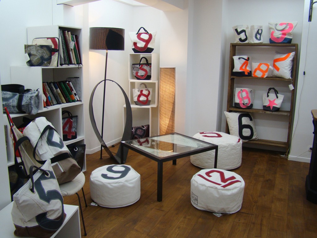 Boutique-727-Sailbags-1