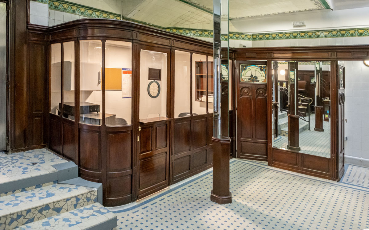 Lavatory Madeleine - photo paris.fr