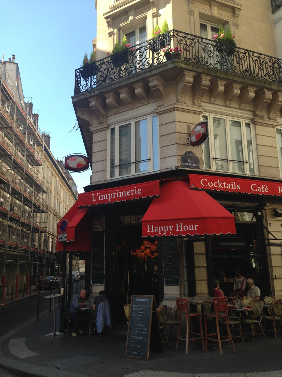 Rue Coquillière - The Place To Eat - The Parisienne